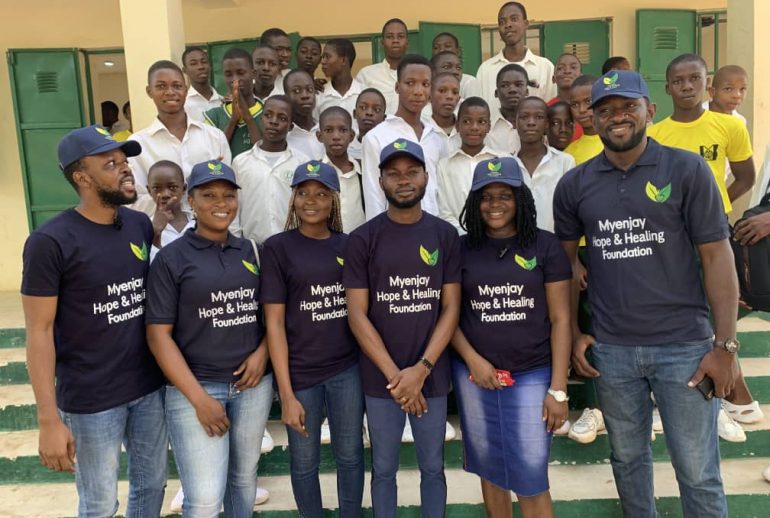 The-NGO-team-with-the-students-after-the-mental-health-Substance-abuse-talk